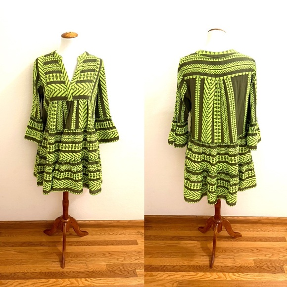 Devotion TWINS Green and White Patterned Dress - Picture 2 of 2